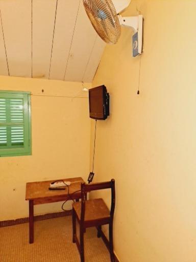 Auberge Mariama Ba Gorée エクステリア 写真